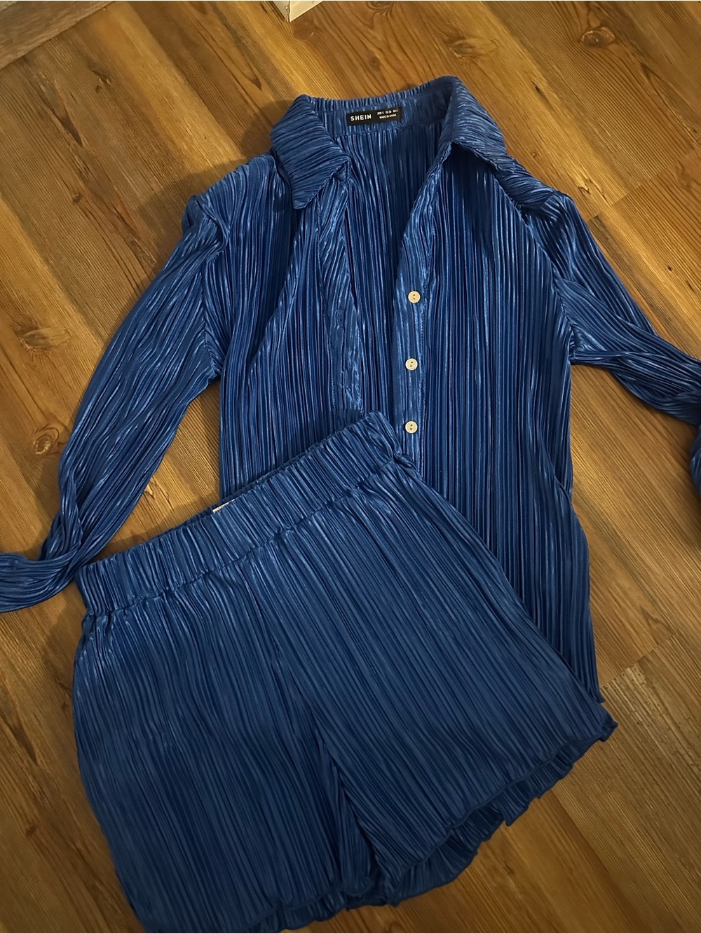 SHEIN Blue Pleated Button-Down Set with Shorts